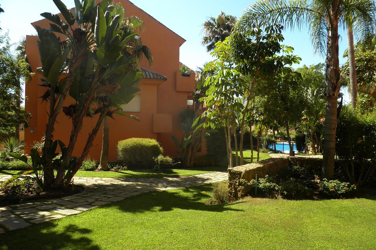 Fragata Apartment Estepona Exterior photo